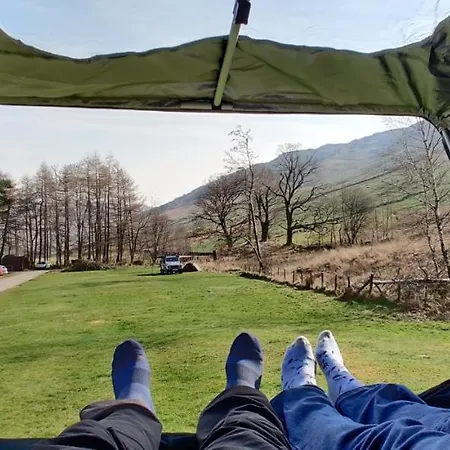 럭셔리텐트 Shackleton Rooftop Tent From Electricexplorers